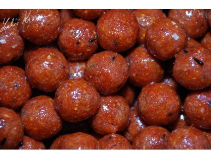 LK Baits Euro Economic boilie Chilli Squid 1 kg, 20 mm